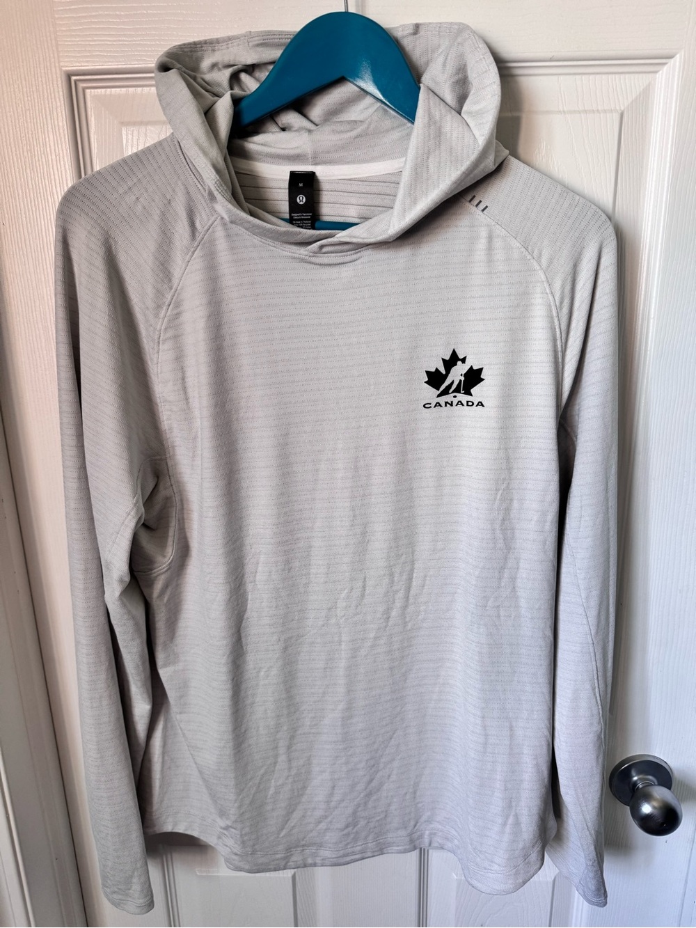 NWT Mens Lululemon License To Train Team Canada Hockey Pullover Hoodie LTT